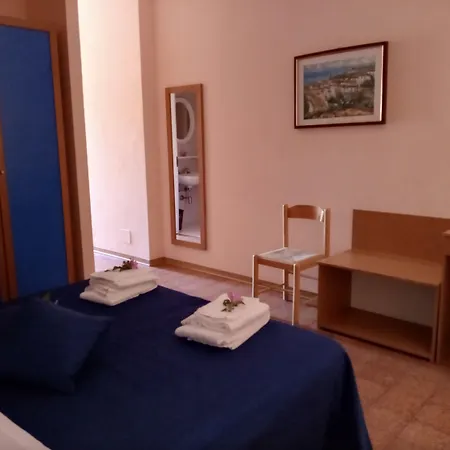 Villaggio La Feluca 3* Isca Marina