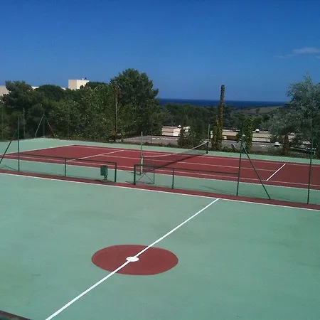 Villaggio La Feluca 3*