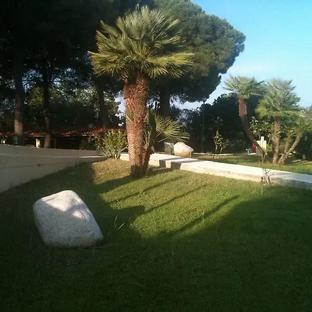 Villaggio La Feluca Hotel 3*