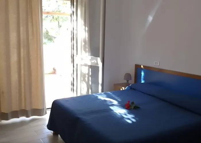 Villaggio La Feluca Hotel 3*