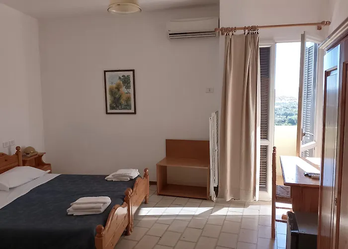 Villaggio La Feluca Hotel 3*